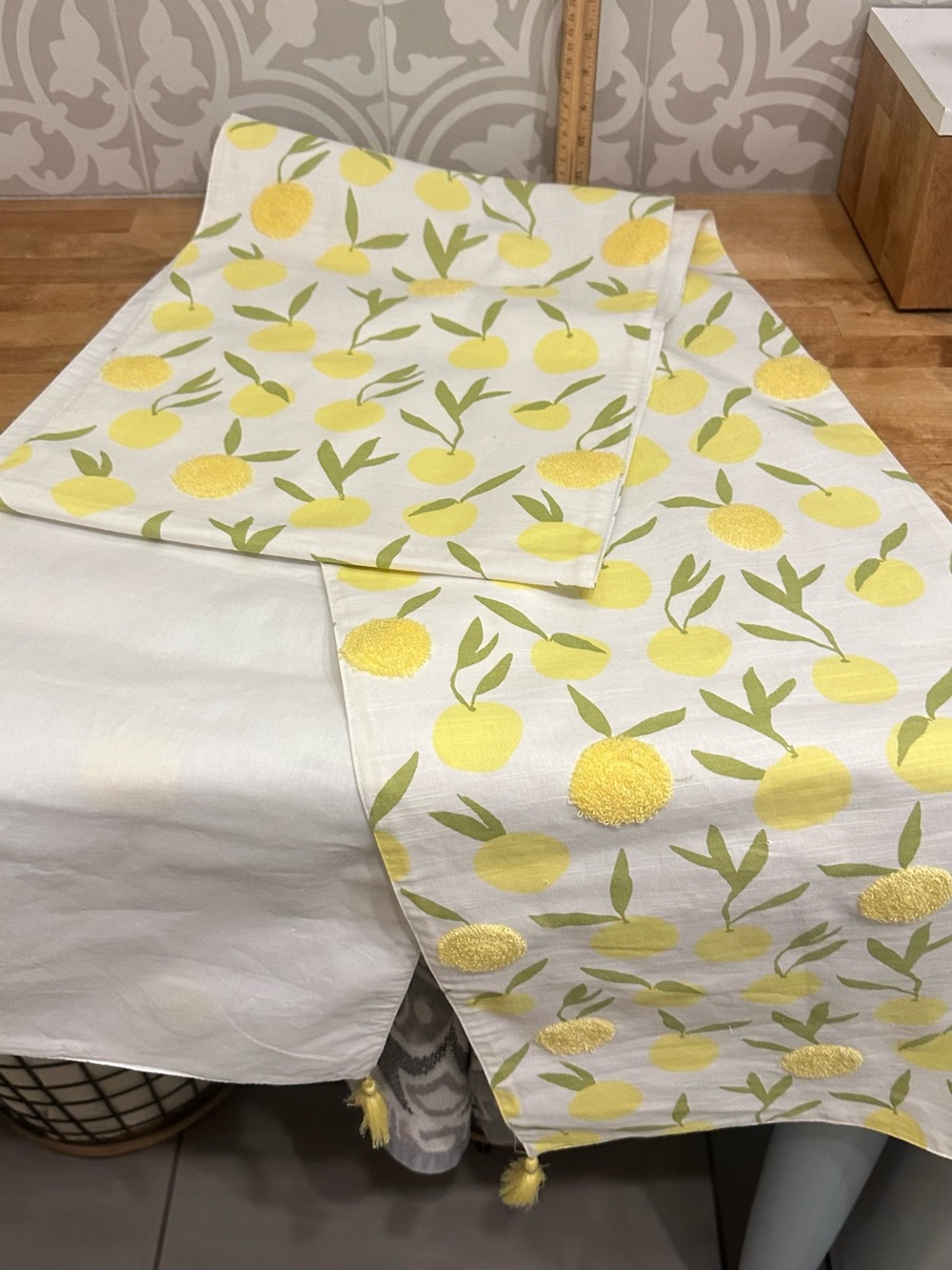 Target Yellow Lemon Print Table Runner and Napkins